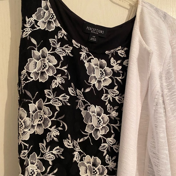 Perceptions Black Dress with White Floral Design - Picture 2 of 5